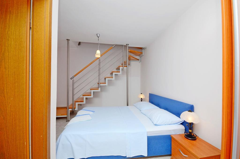 רוגוזניצה Apartments Hrgovic מראה חיצוני תמונה