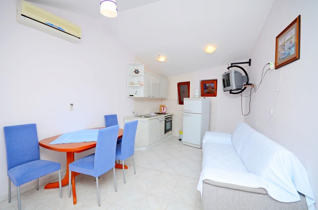 רוגוזניצה Apartments Hrgovic מראה חיצוני תמונה