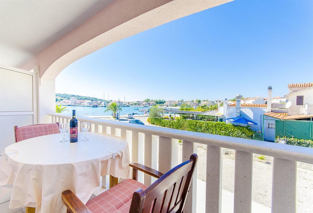 רוגוזניצה Apartments Hrgovic מראה חיצוני תמונה