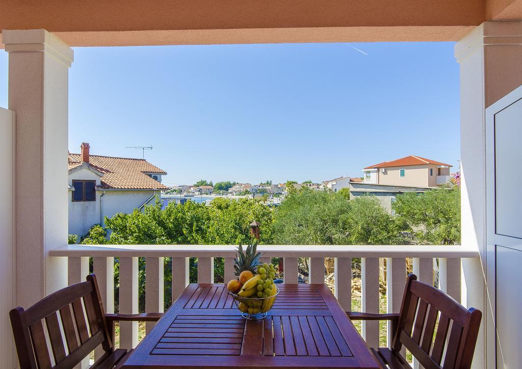 רוגוזניצה Apartments Hrgovic מראה חיצוני תמונה