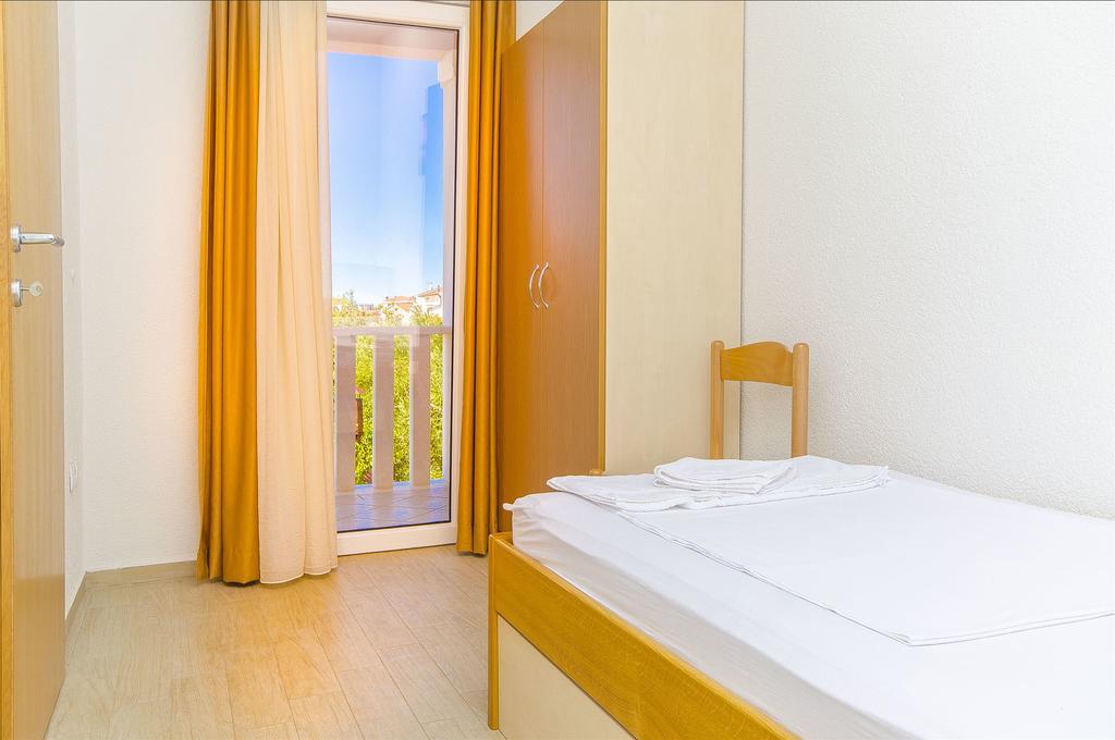 רוגוזניצה Apartments Hrgovic מראה חיצוני תמונה