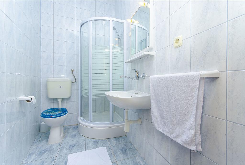 רוגוזניצה Apartments Hrgovic מראה חיצוני תמונה