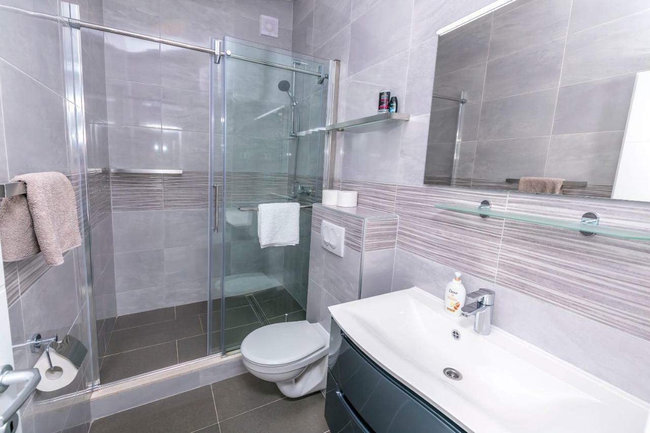 רוגוזניצה Apartments Hrgovic מראה חיצוני תמונה